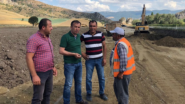 CEMİLBEY YOLUNU TAKİP EDİYOR