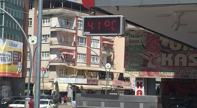 ÇORUM’DA SICAKLIK 41 DERECEYİ GÖRDÜ
