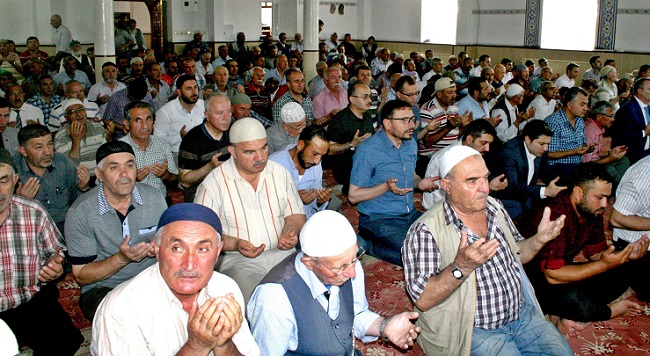 15 TEMMUZ ŞEHİTLERİ İÇİN DUA EDİLDİ
