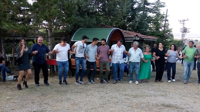 KÖRÜCEKLİLER ŞENLİKTE COŞTU