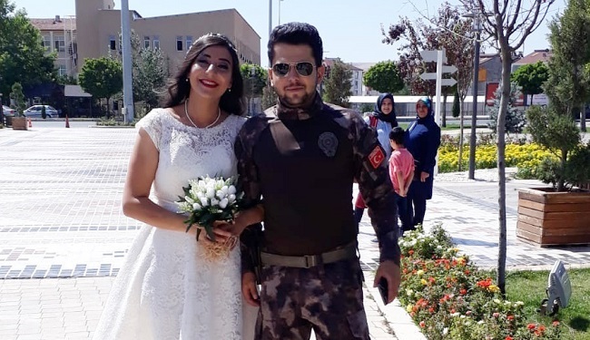ÖZEL HAREKET POLİSİ BÖYLE EVLENDİ