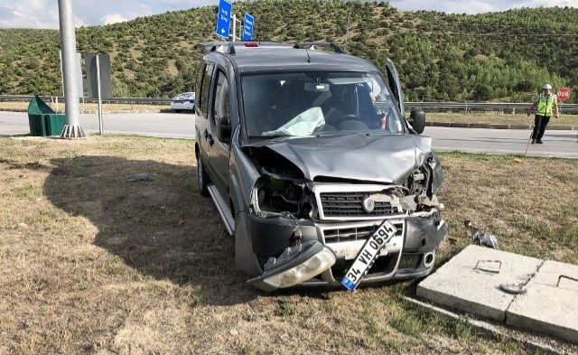 BEYGİRCİOĞLU KAVŞAĞINDA KAZA: 5 YARALI