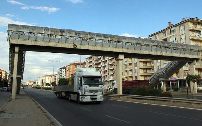 ÜST GEÇİTLER BU HALE GETİRİLDİ