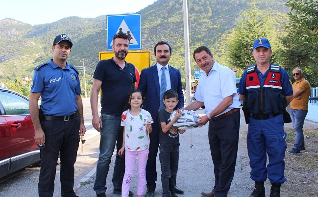 KAYMAKAM 3 İLÇEDE UYGULAMA YAPTI