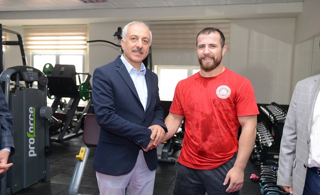 FATİH ERDİN’E BAŞKANDAN SÜRPRİZ ZİYARET