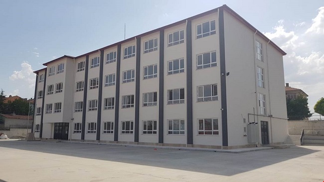18 DERSLİKLİ İLKOKUL YAPIMI TAMAMLANDI