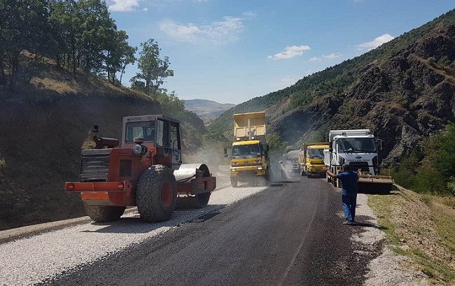 ASFALT ÇALIŞMALARI DEVAM EDİYOR