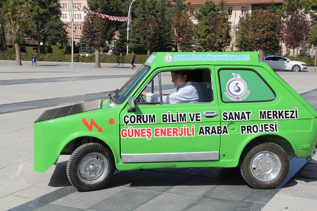 HURDA ARAÇTAN OTOMOBİL YAPTILAR