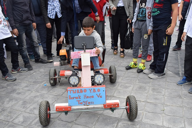 HIZAR MOTORUNDAN ARABA YAPTILAR