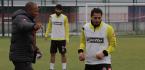 TEKNİK ADAMDAN FUTBOLCULARA UYARI