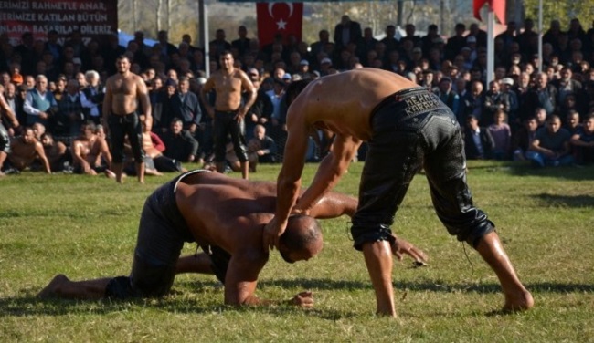 KARGI GÜREŞLERİ KIRKPINAR’I ARATMADI