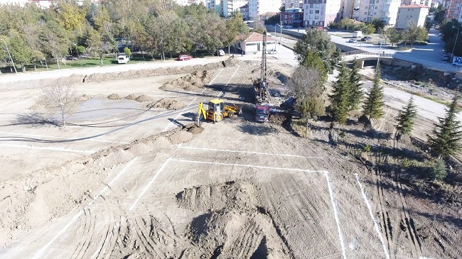 SUNGURLU KENT PARKTA HUMMALI ÇALIŞMA