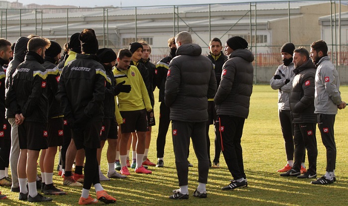 BELEDİYESPOR’DA ADLİYE MESAİSİ BAŞLADI