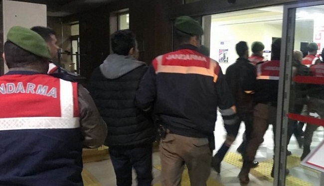 SİLAH KAÇAKÇISI 13 KİŞİ GÖZALTINA ALINDI