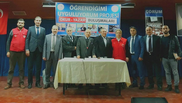 GENÇLER YAZARLARLA BİR ARAYA GELDİ