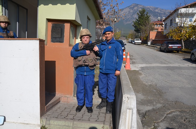 ENGELLİ GENCİN ASKERLİK SEVİNCİ