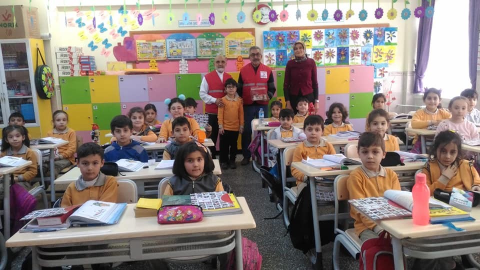 MİNİK YÜREKLERDEN ANLAMLI BAĞIŞ