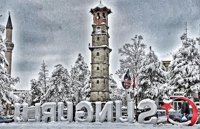 KAR KARTPOSTALLIK MANZARALAR OLUŞTURDU