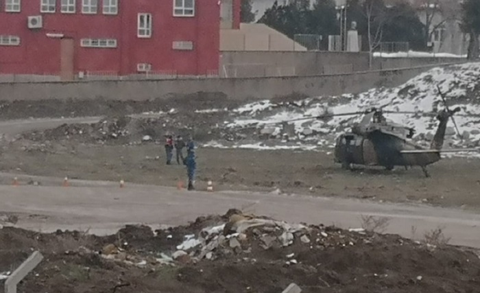ASKERİ HELİKOPTER ZORUNLU İNİŞ YAPTI