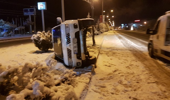 KARLI YOLDA ORTA REFÜJE DEVRİLDİ