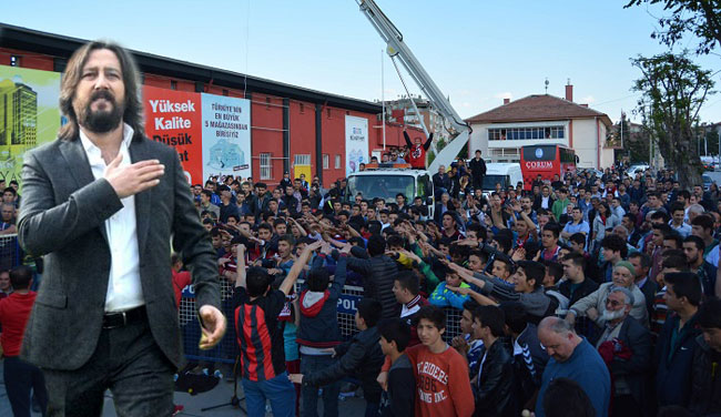 TARAFTAR BAŞKANA SAHİP ÇIKIYOR