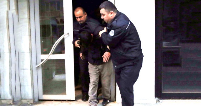 İŞYERİNDEN PARA ÇALDI POLİSTEN KAÇAMADI