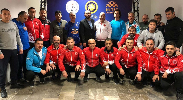 HİTİT’DE ULUSLARARASI GÜREŞ EĞİTİM SEMİNERİ