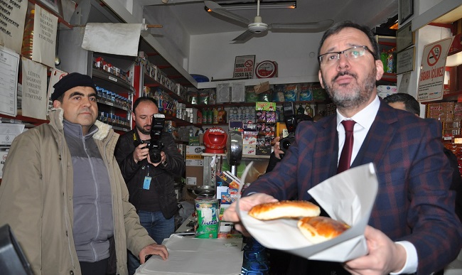BAKAN KASAPOĞLU’NDAN ESNAF ZİYARETİ