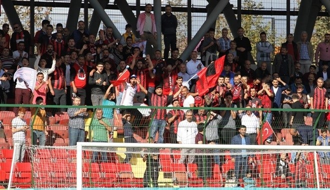 ÇORUM’A SEYİRCİSİZ MAÇ CEZASI