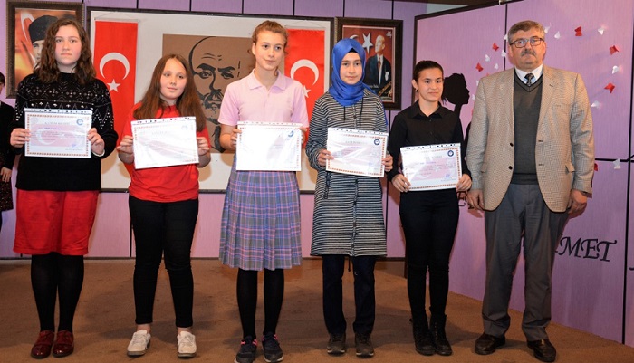 ÖĞRENCİLER GÜZEL OKUMAK İÇİN YARIŞTI