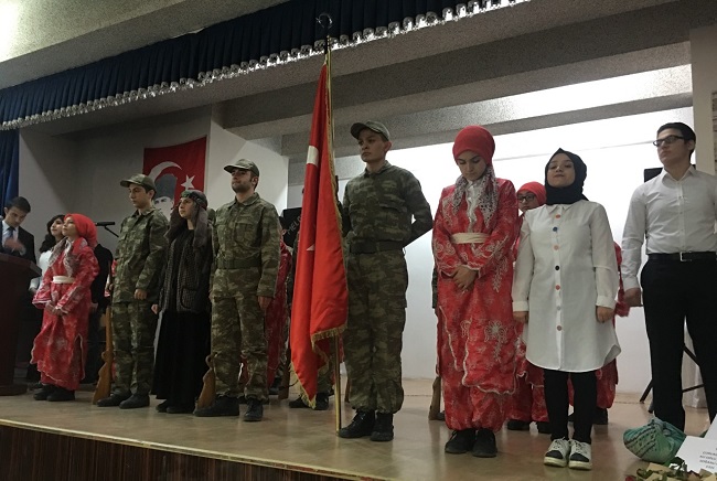 ÇANAKKALE ZAFERİ COŞKUYLA KUTLANDI