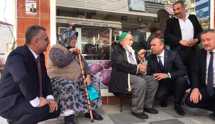 ESNAF VE VATANDAŞIN DERDİNİ DİNLEDİLER