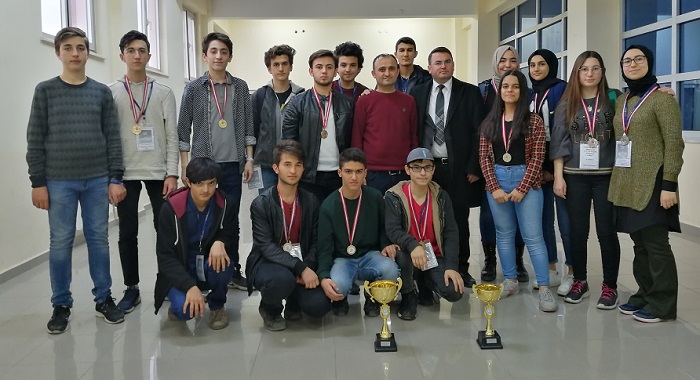 ÖĞRENCİLERİN SATRANÇTA GÜZEL BAŞARISI