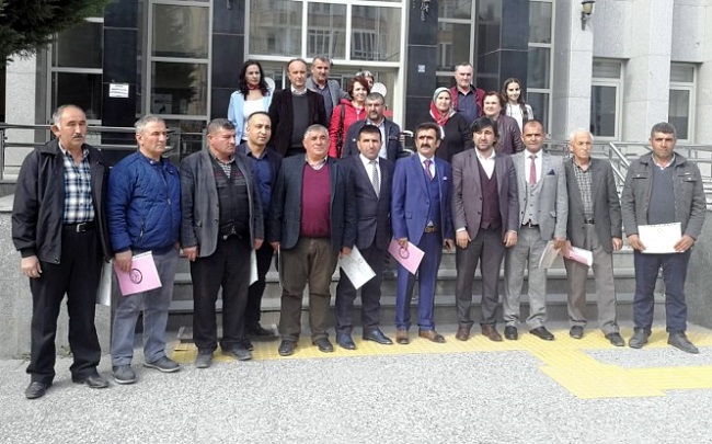 CHP’Lİ BAŞKAN MAZBATASINI ALDI