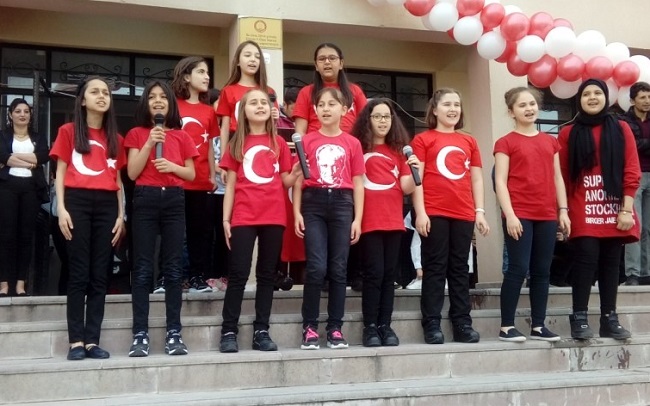 YUNUS EMRE’DE 23 NİSAN COŞKUSU