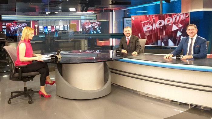 ÇENESİZ BLOOMBERG TV’YE ÇIKTI