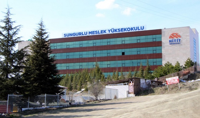 YÜKSEKOKUL KAMPÜSÜNDE SONA YAKLAŞILDI