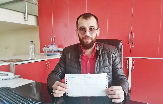 3 LİRA BORÇ İÇİN ELEKTRİĞİ KESİLDİ