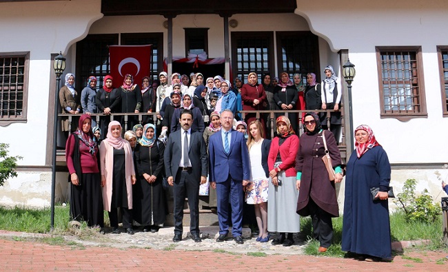 350 YILLIK TARİHİ KONAK HİZMETE AÇILDI