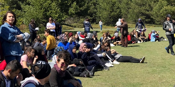 FEN LİSESİ ÖĞRENCİLERİ YAYLADA EĞLENDİ