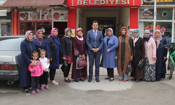 AK KADINLARDAN YILDIRIM’A ZİYARET