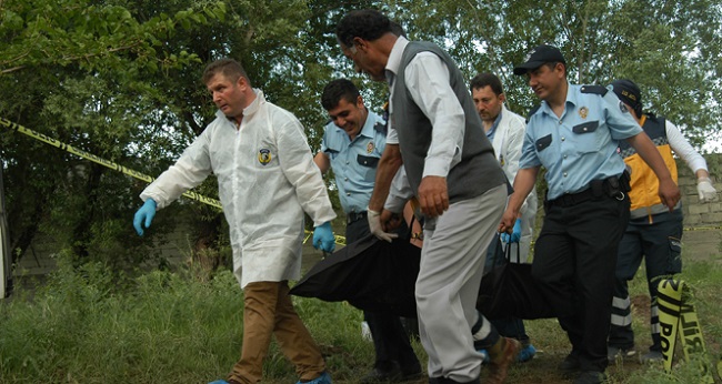 TARLASINDAN EVİNE GERİ DÖNEMEDİ