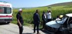 İKİ OTOMOBİL ÇARPIŞTI: 3 YARALI