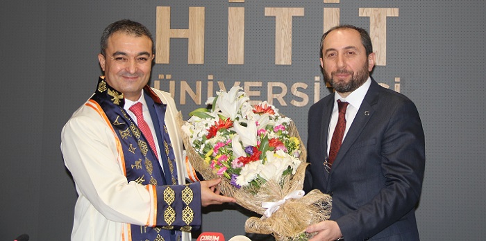 HİTİT ÜNİVERSİTESİNDE DEVİR TESLİM TÖRENİ