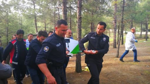 PİKNİK ALANINDA KENDİNİ ASTI