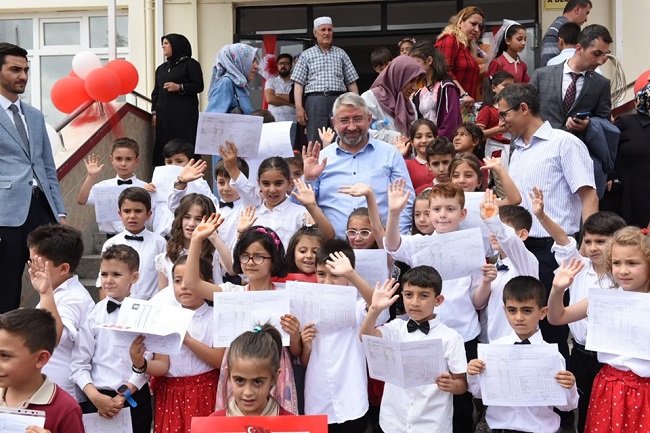 ÇORUM’DA 94 BİN 558 ÖĞRENCİ KARNE ALDI