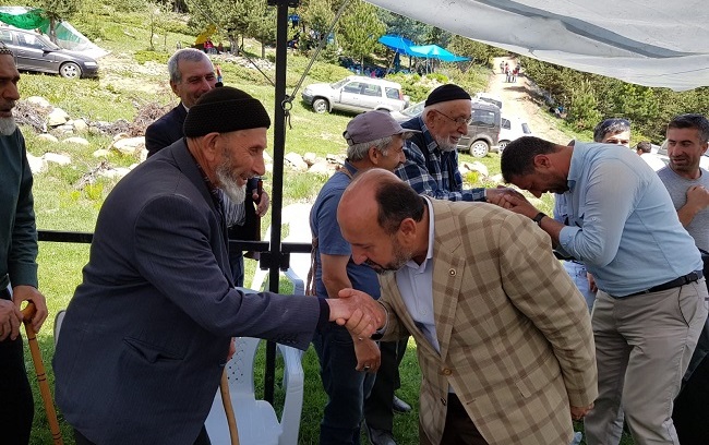 TÜRKİYE’YE KİMSE DİZ ÇÖKTÜREMEZ