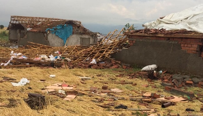 ÇORUM’DA HORTUM ÇATILARI YIKTI