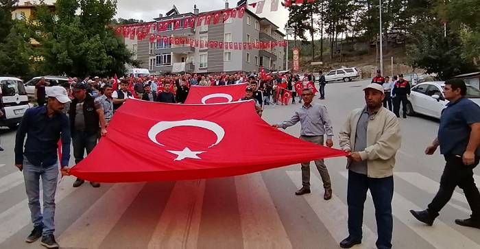 OĞUZLAR 15 TEMMUZ’DA TEK YÜREK OLDU