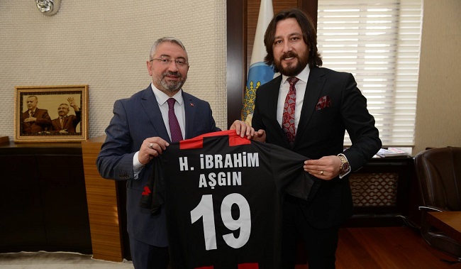 ÇORUMSPOR SİYASETE ALET EDİLİYOR